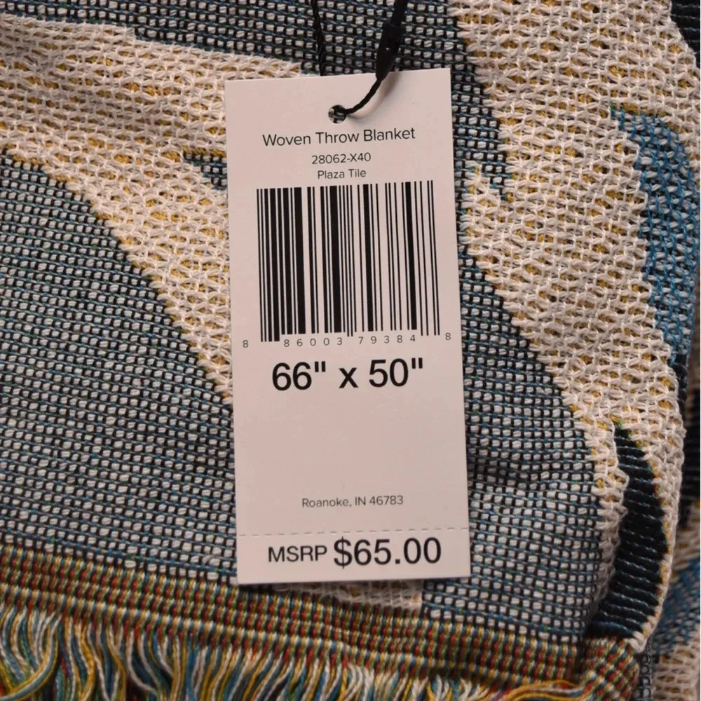 Vera Bradley NWT woven throw blanket Plaza Tile print - Picture 2 of 5